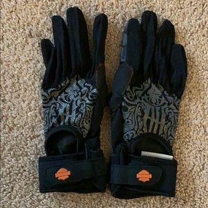 Like new ladies leather Harley Davidson gloves